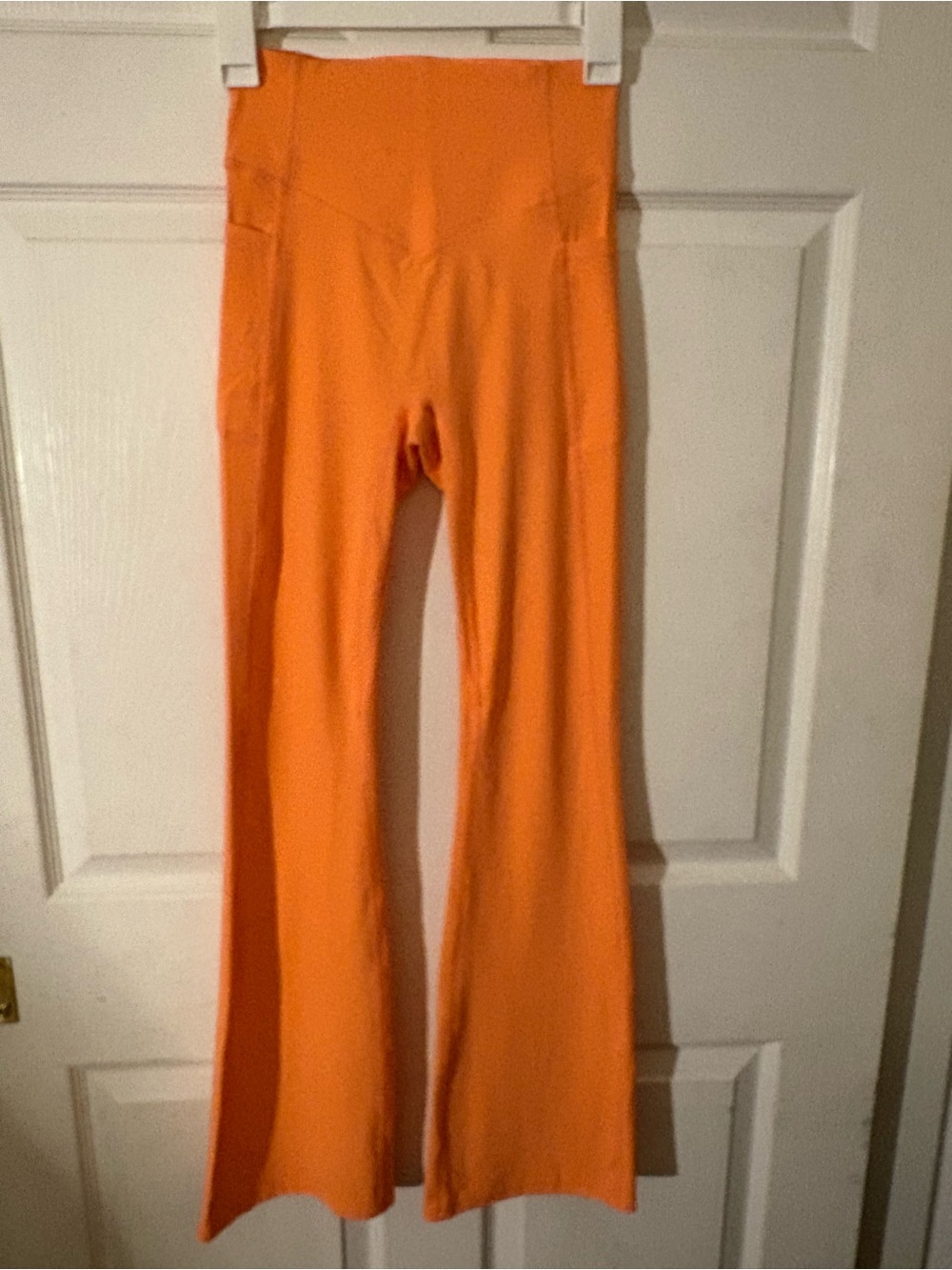 Halara UltraSculpt High Waisted Butt-lifting tummy control legging Fusion Coral